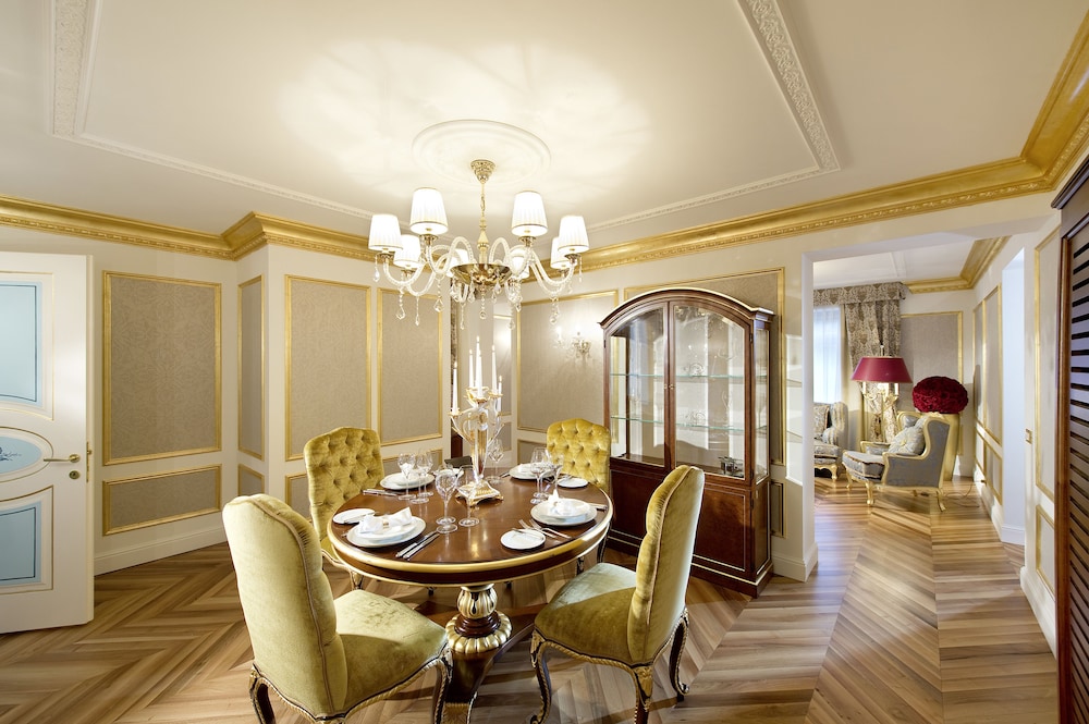 Hotel Fluela Davos 36/48