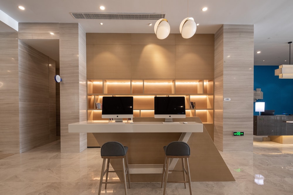 Holiday Inn Express Kaifeng City Center 37/47