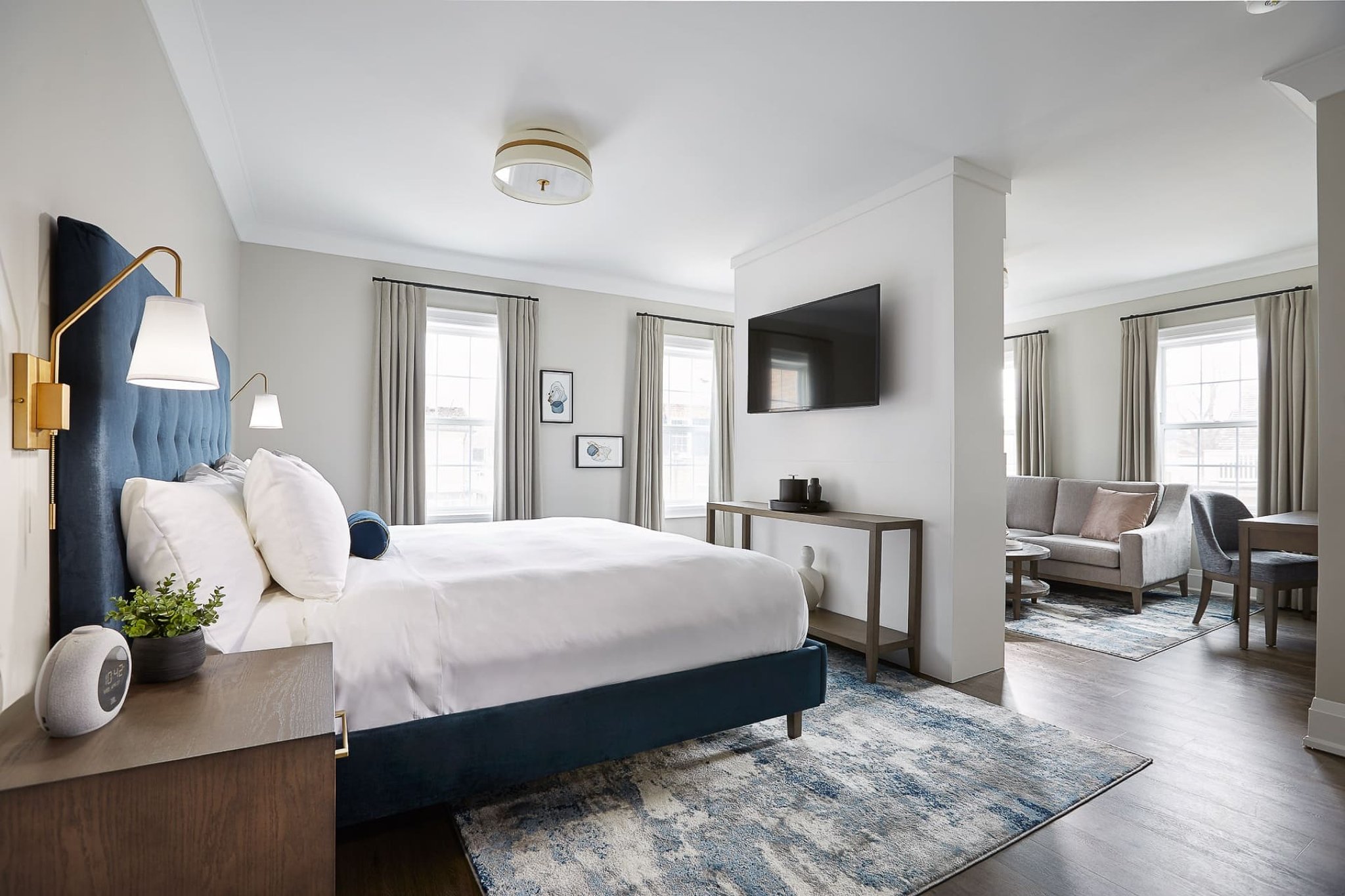 124 on Queen Hotel & Spa 10/40