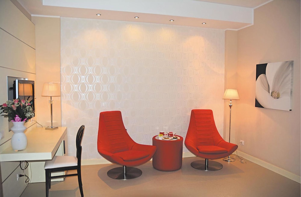 SHotel 43/49