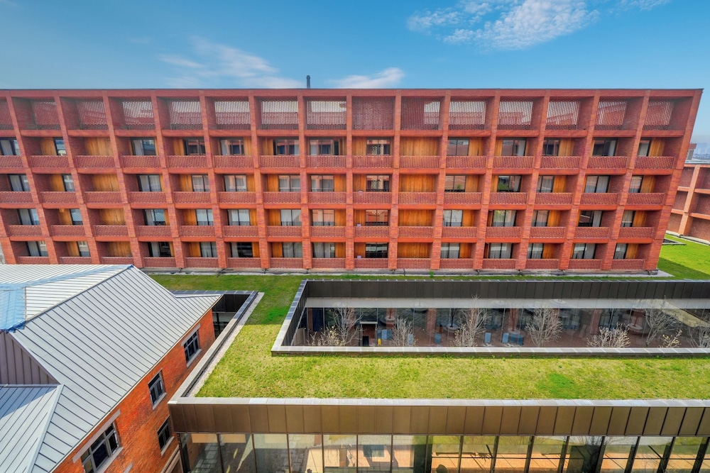 Hyatt Place Jingdezhen Taoxichuan 8/46