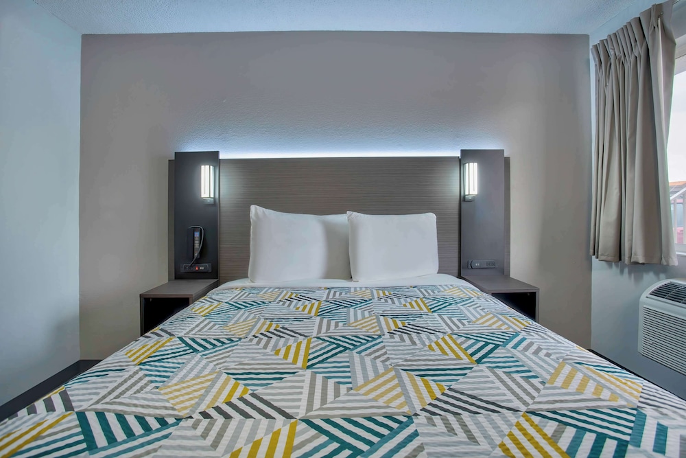 Motel6 Richland, WA - Kennewick 34/54
