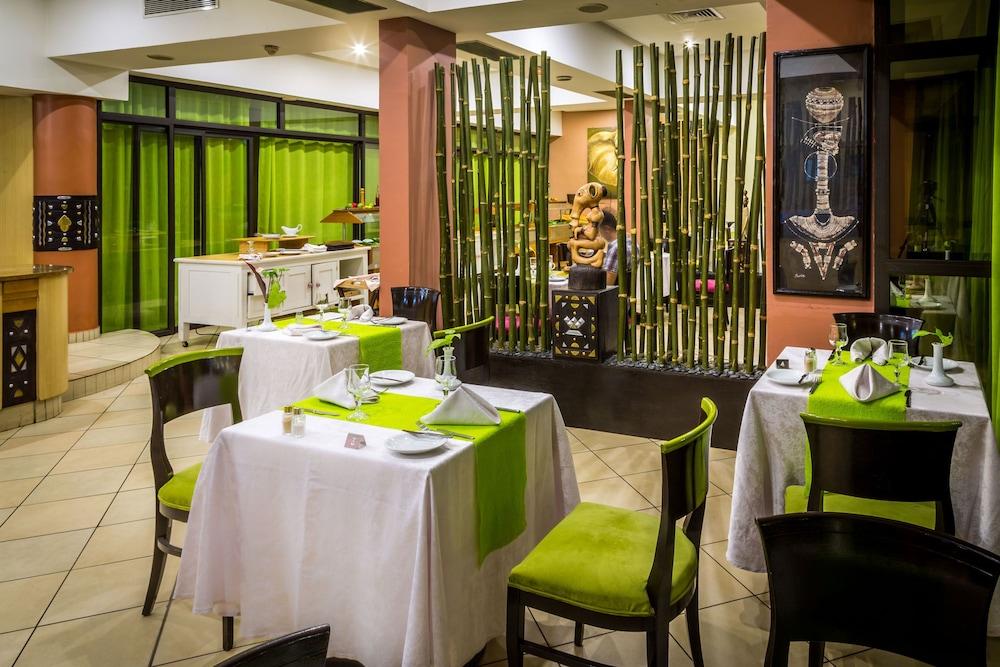 Dunia Hotel Bamako ACI 2000 19/24
