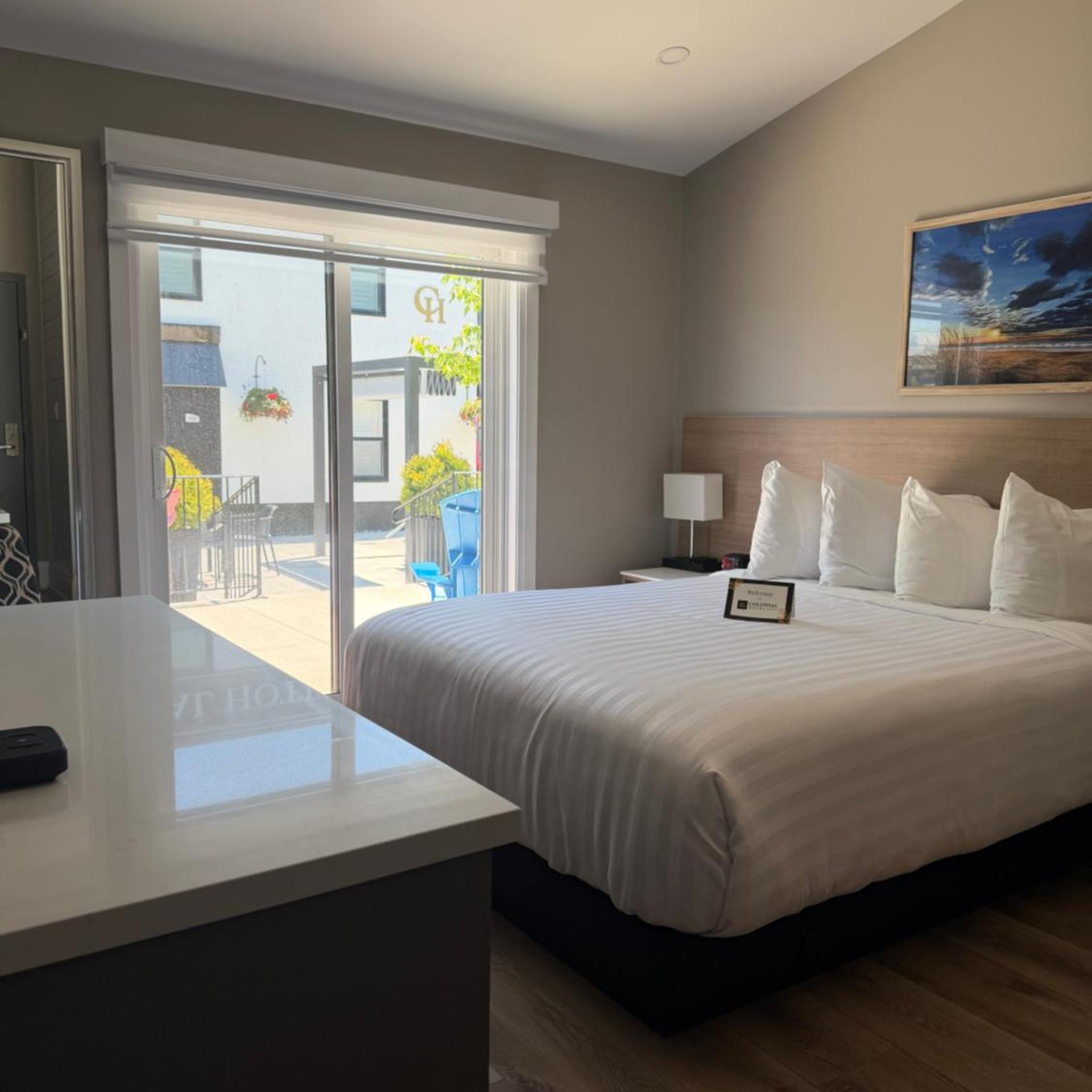 Superior, Queen Bed
