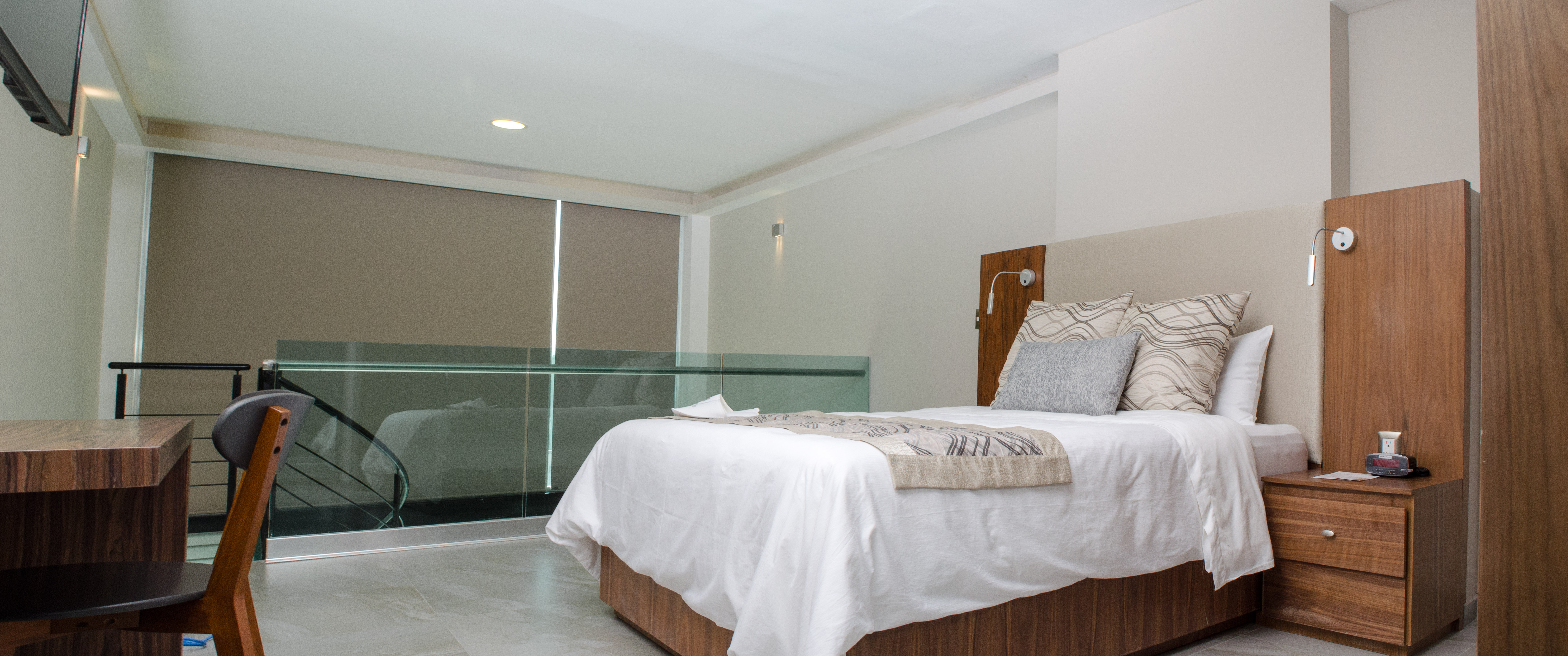 Suite, King Bed