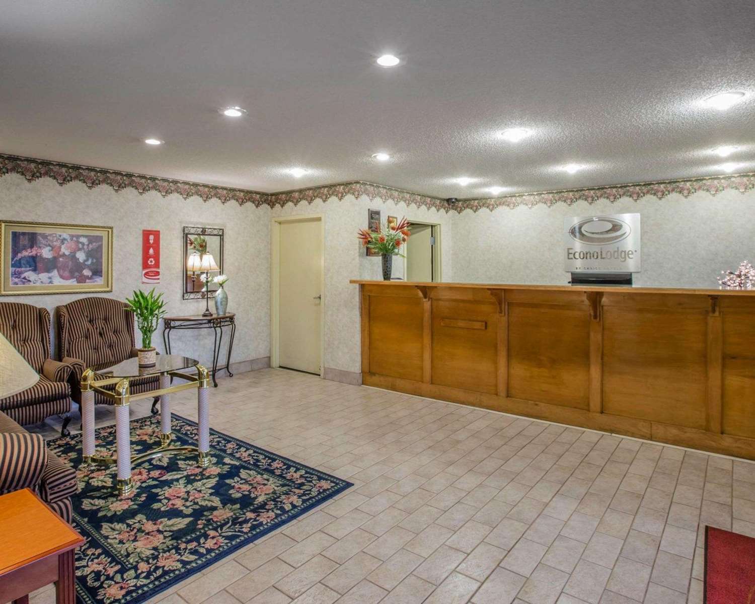 Econo Lodge Villa Rica, GA 5/22