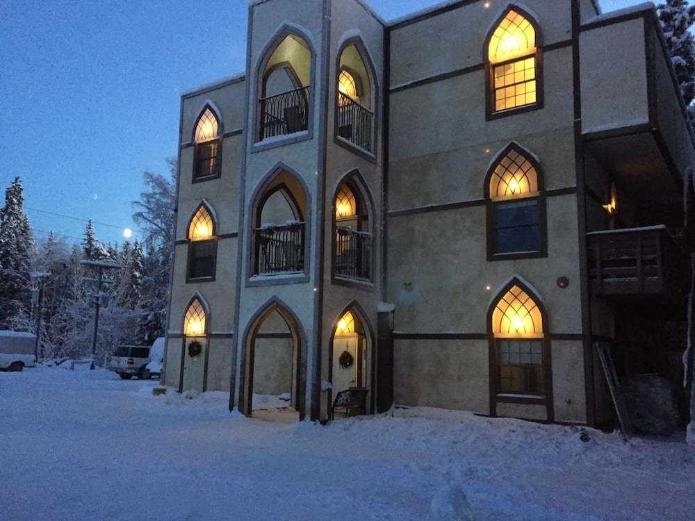 Fairbanks Extended Stay 3/50