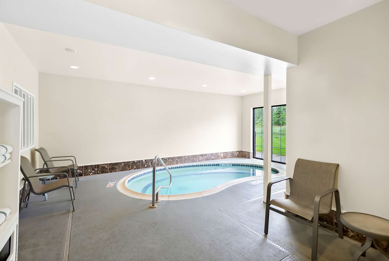 Best Western Palmyra Inn & Suites 11/30