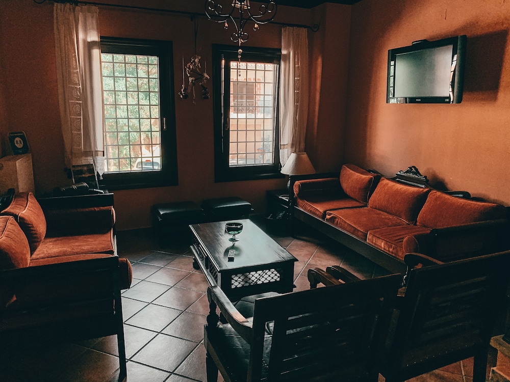 Elena Guesthouse 27/50
