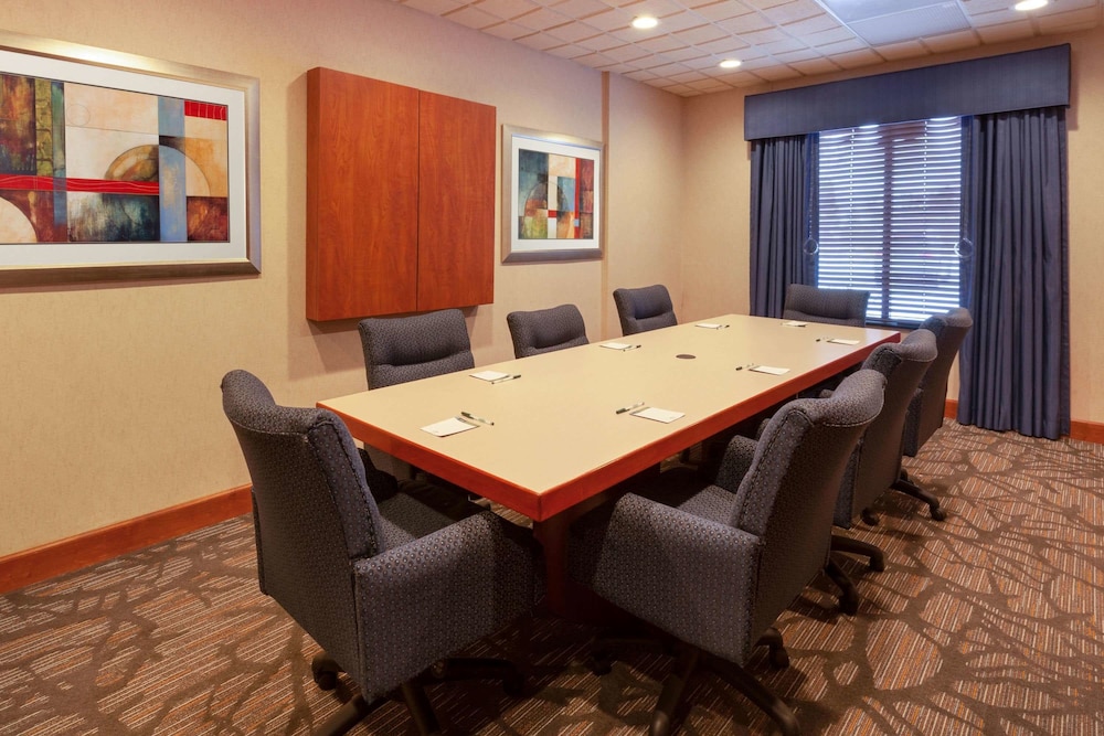 Wingate by Wyndham Erie 42/53