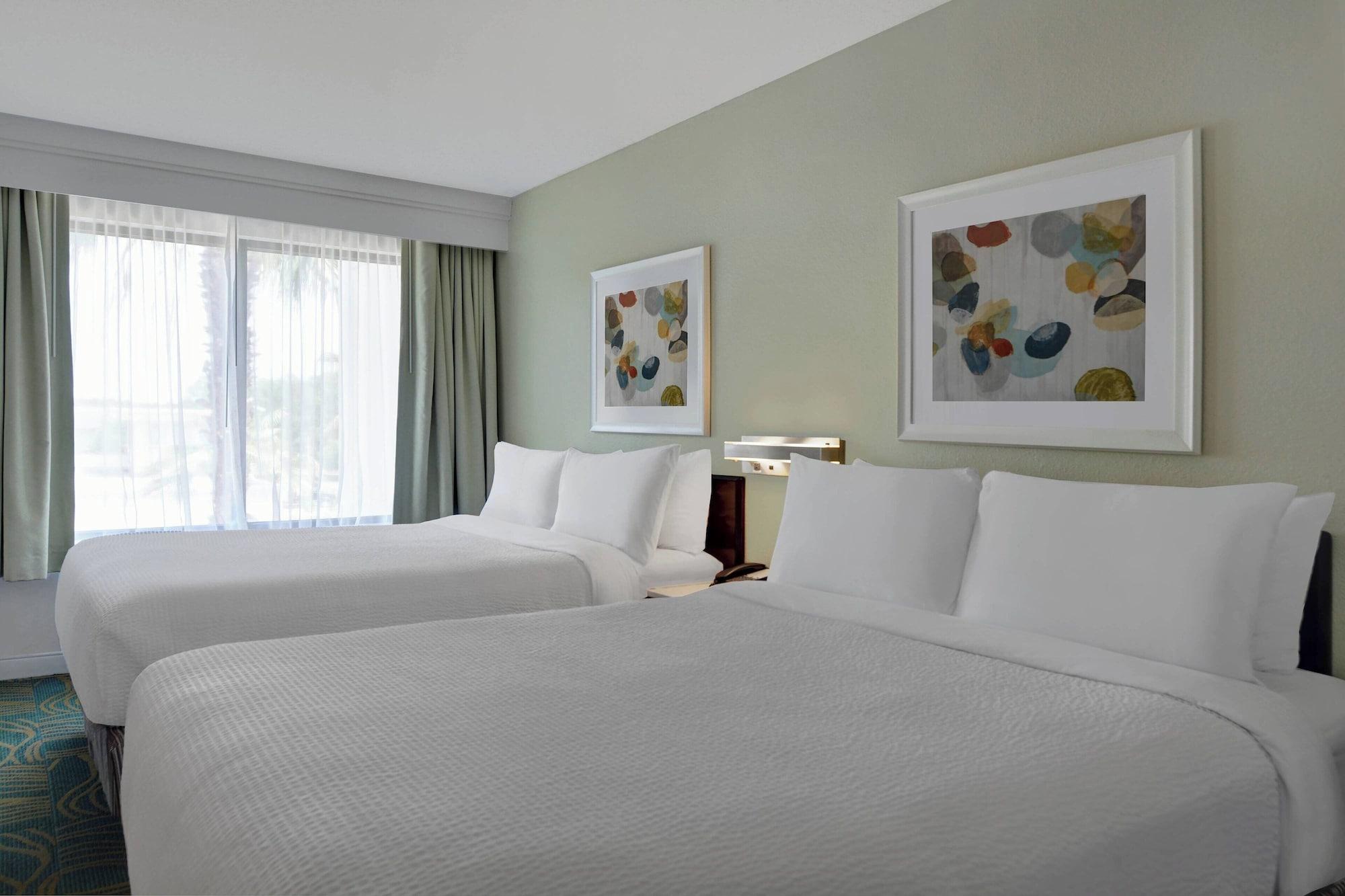 Suite, Multiple Beds, Accessible