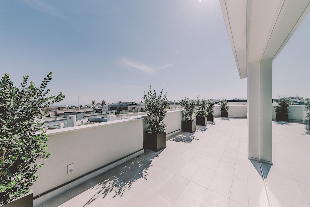 Suite 10 Home Design & Spa 62/69