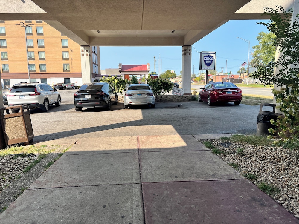 Kings Inn By OYO Calumet Park I-57 48/56