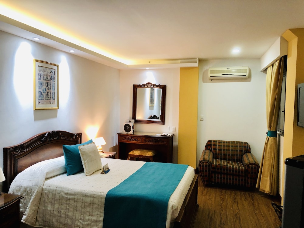 Gran Hotel Pereira 12/67