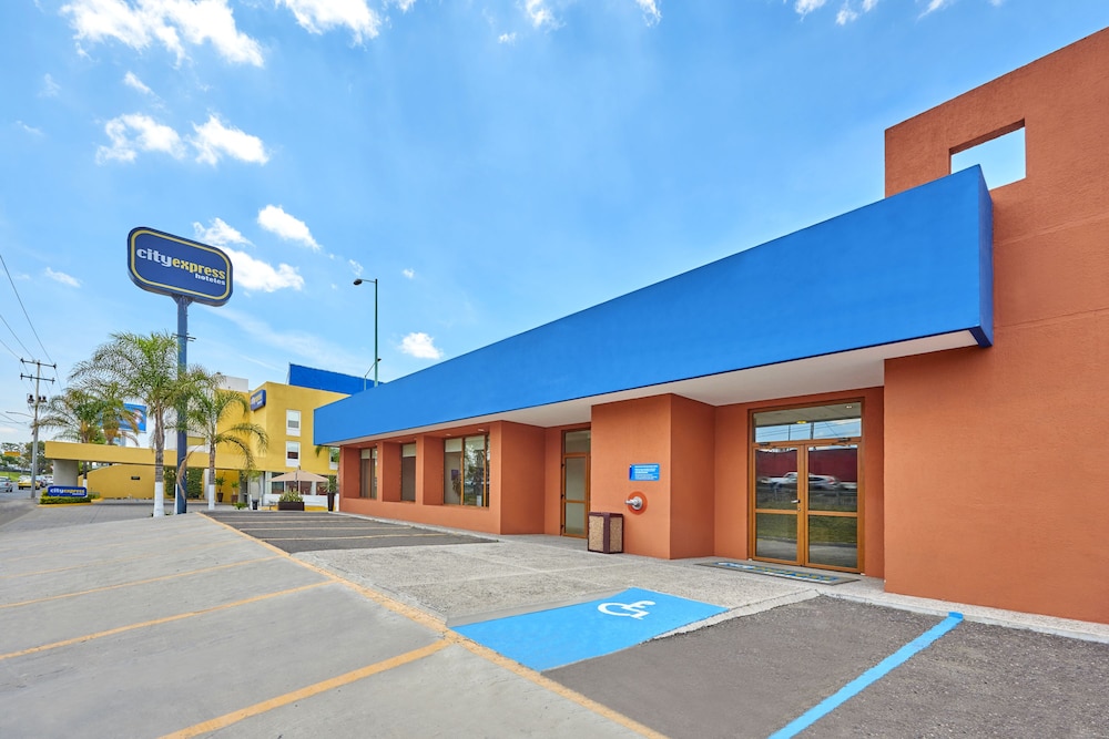 City Express by Marriott Queretaro 50/55