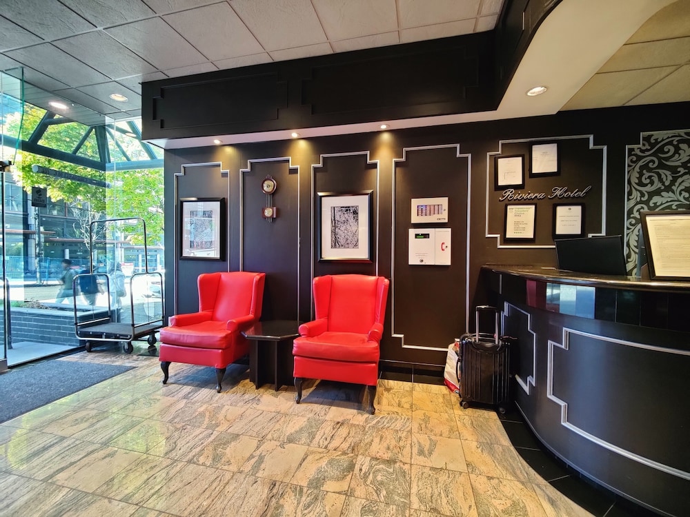Divya Sutra Suites on Robson Downtown Vancouver 9/42