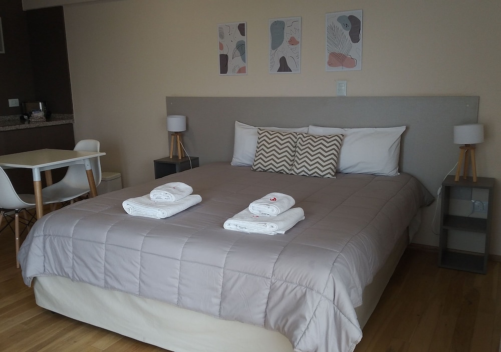 غرفة ديلوكس بسريرين منفصلين، Apart Hotel Quijote by DOT Suites 3/7