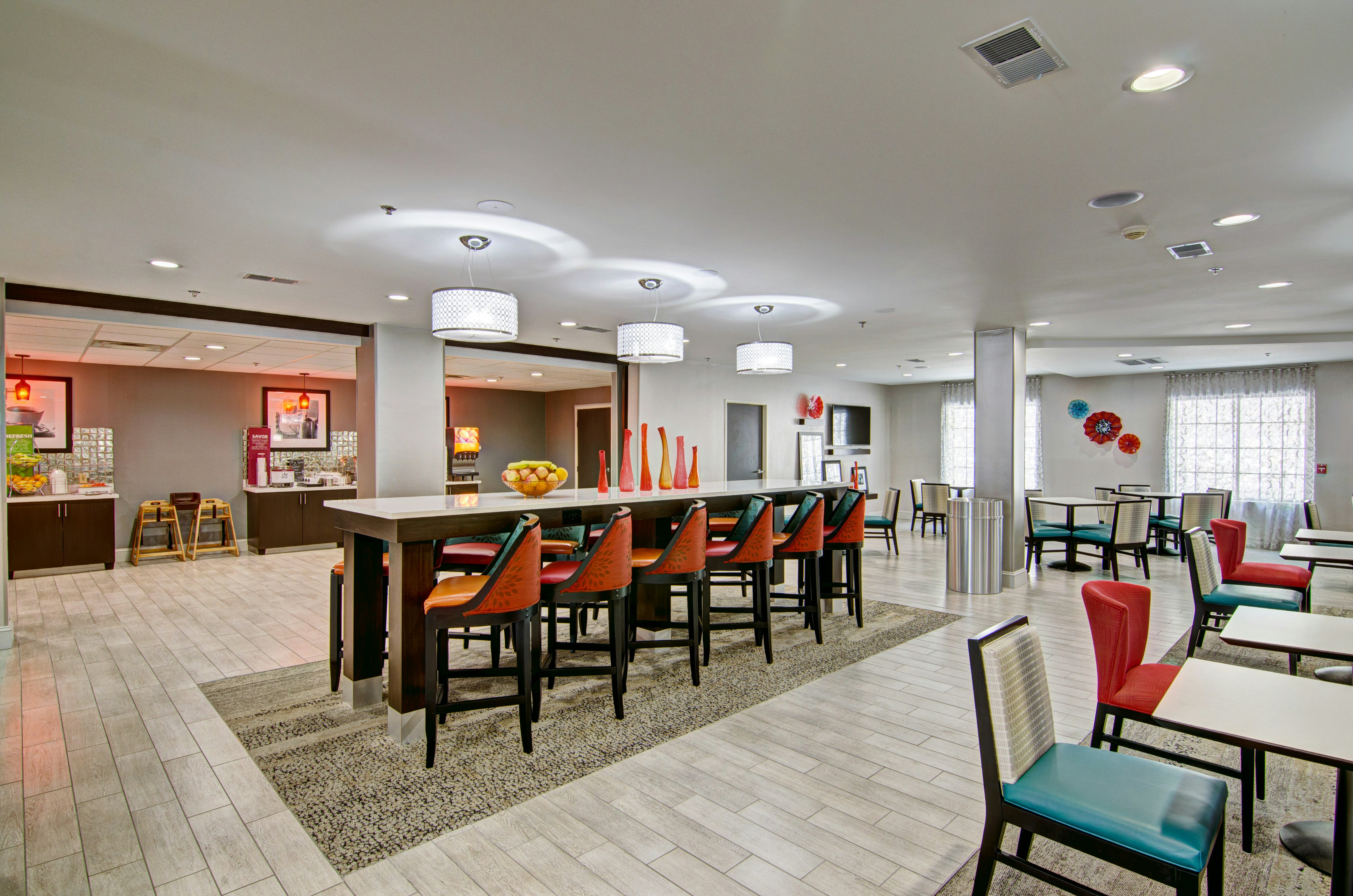 Hampton Inn Salem 43/59