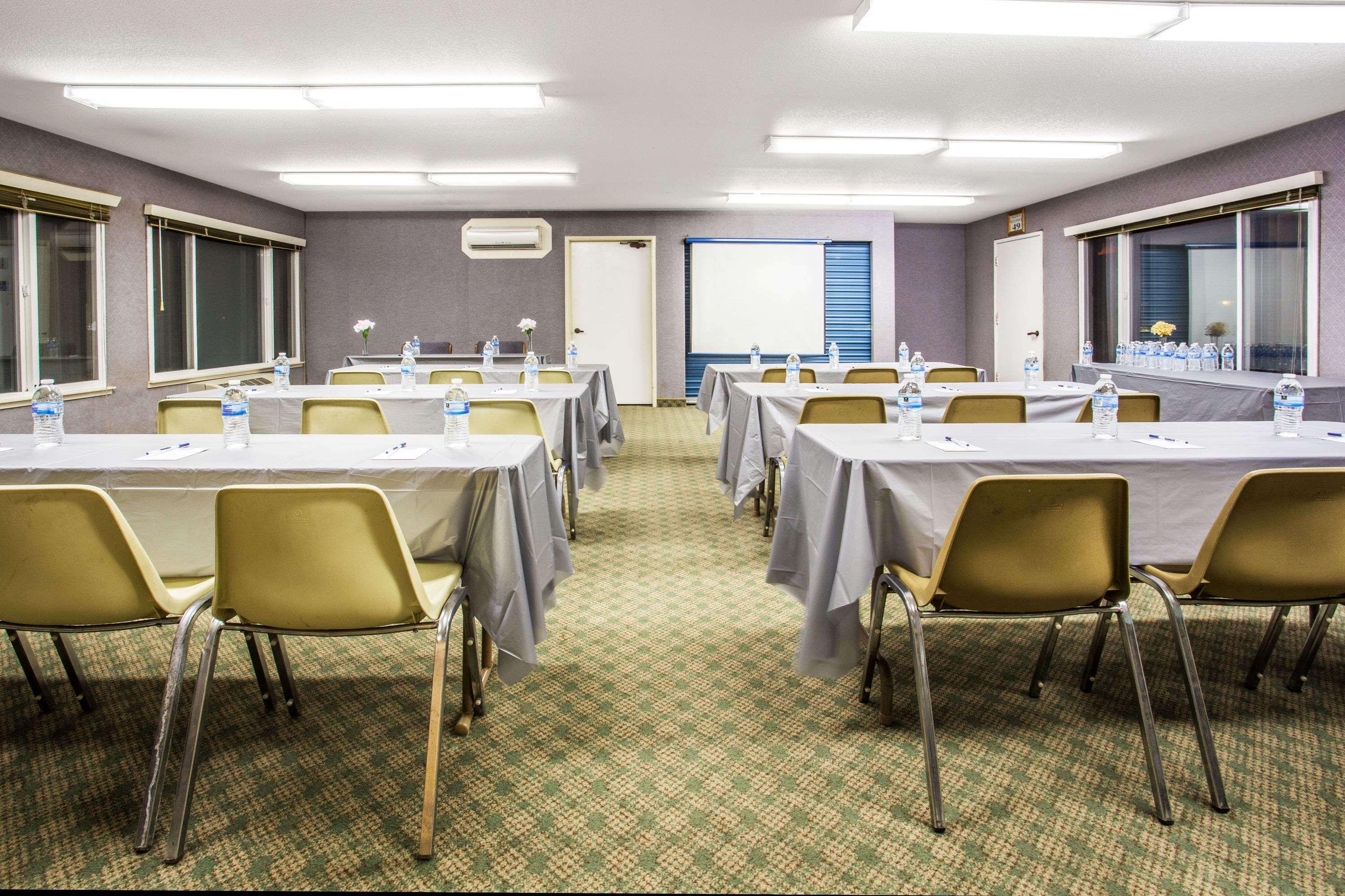 Travelodge By Wyndham Turlock 16/18