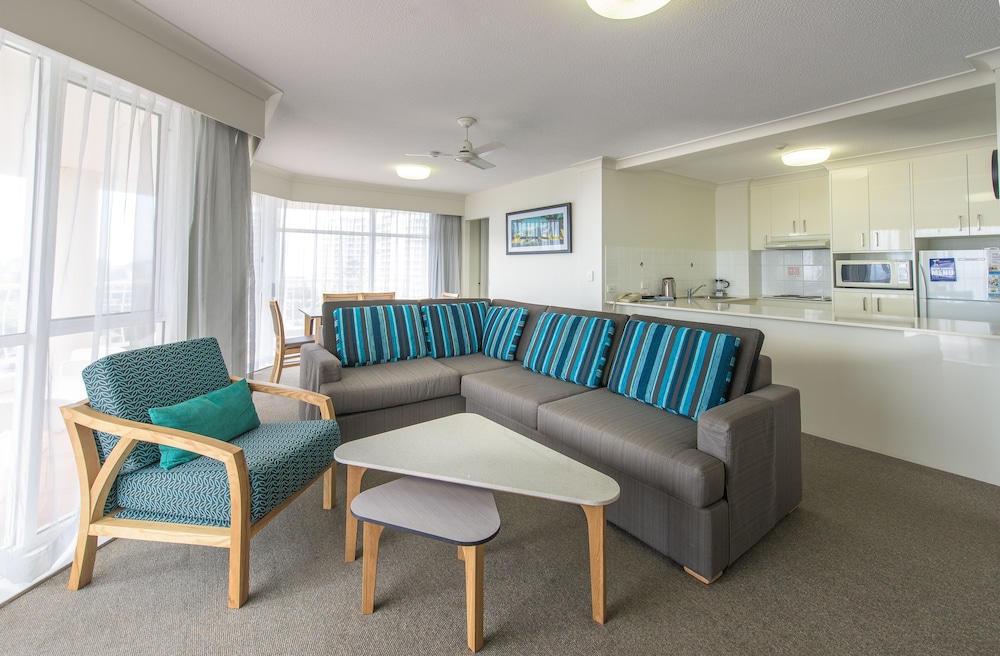 Beachcomber International Resort 26/37