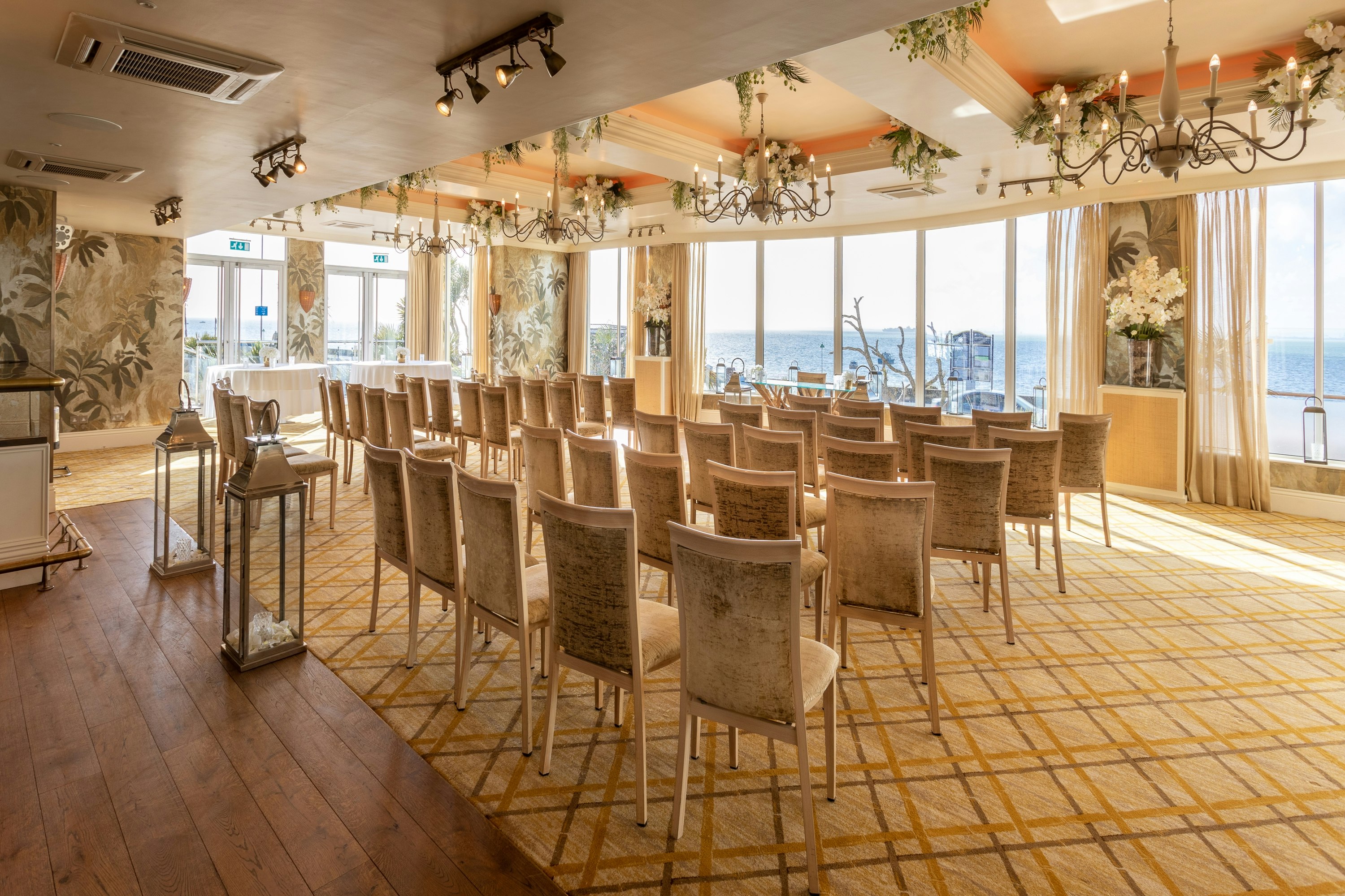 Roslin Beach Hotel 23/31