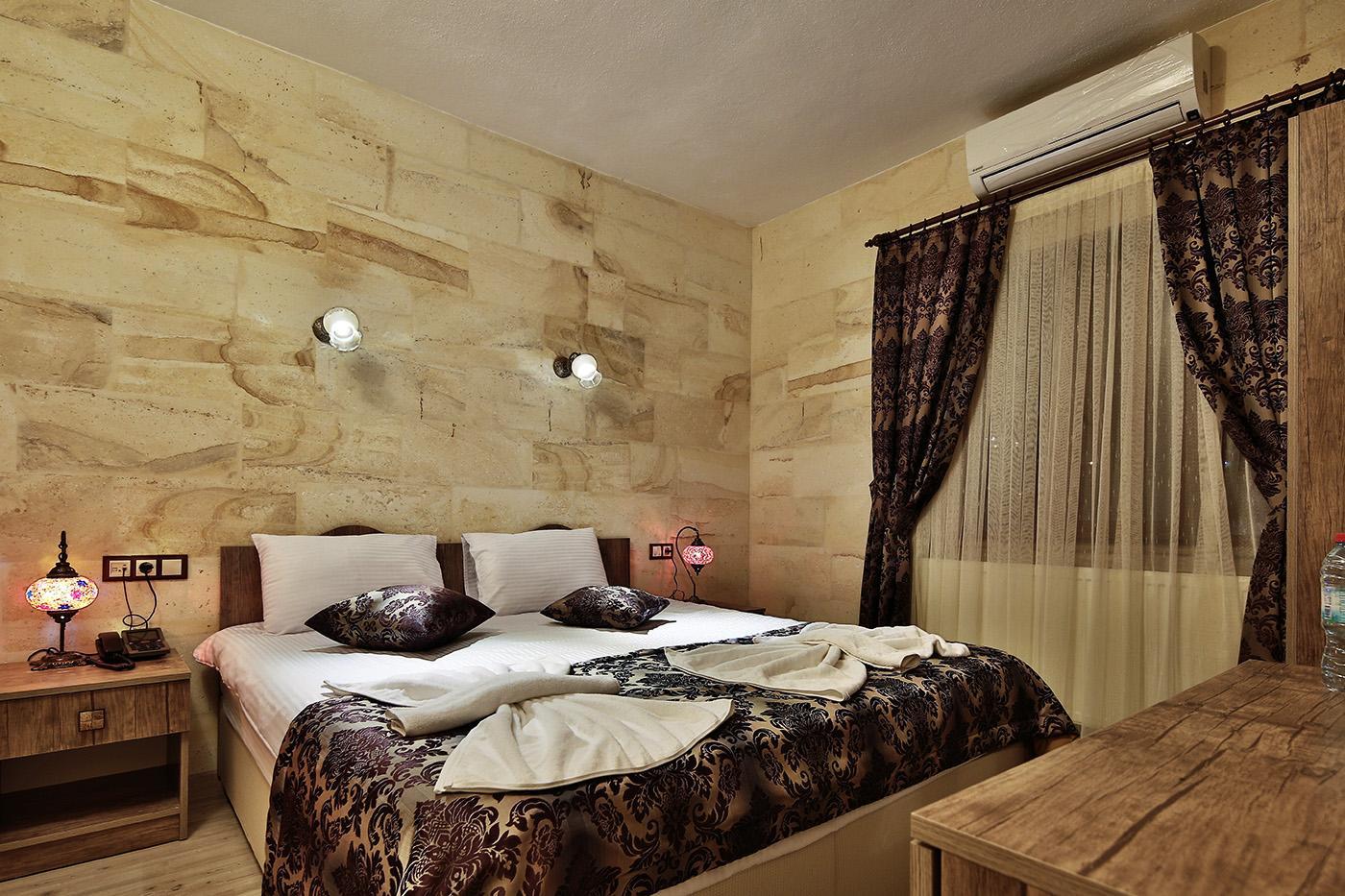 Room, Double Bed