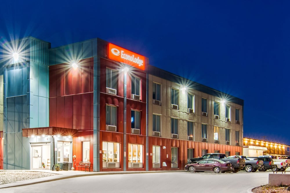 Econo Lodge Fox Creek, AB 1/28