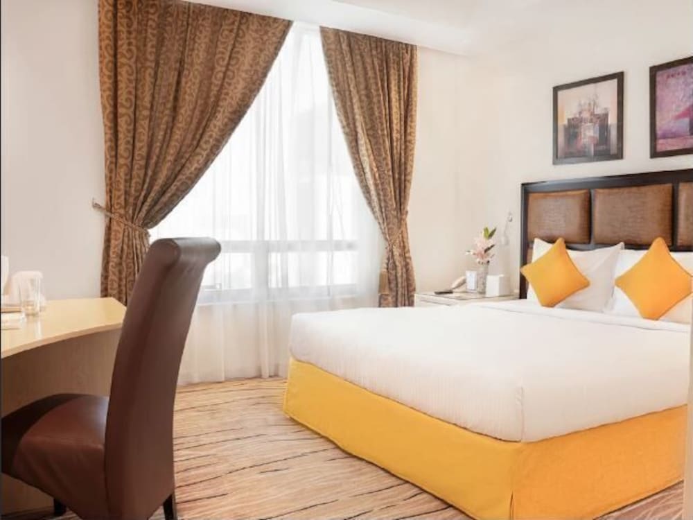 Plaza Inn Doha 7/50