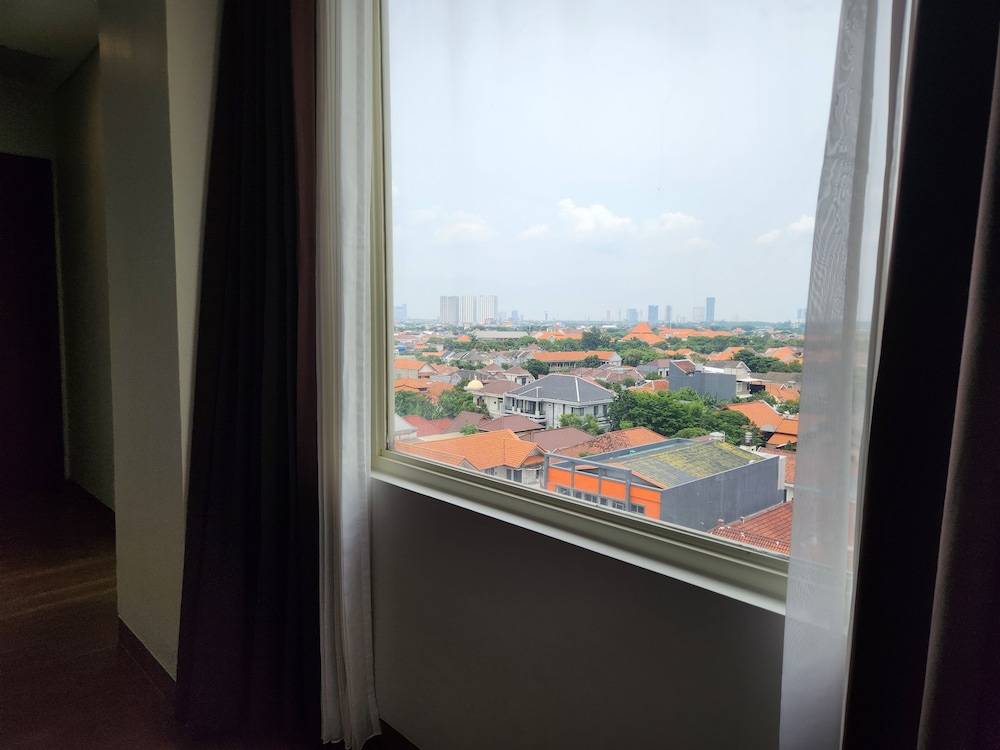 Primebiz Hotel Surabaya 71/74