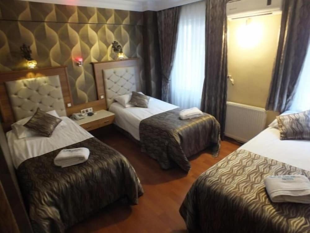 Sirin Hotel 13/33