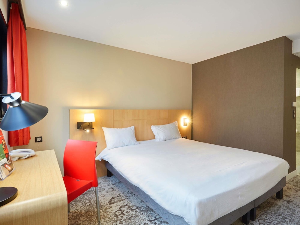 Ibis Annemasse 14/50