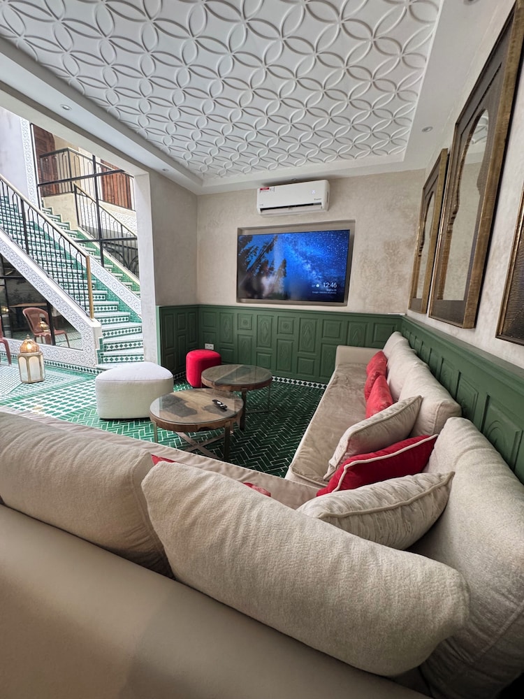 Riad L Etoile D Orient 52/75
