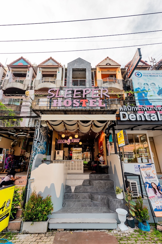 Sleeper Hostel photo1