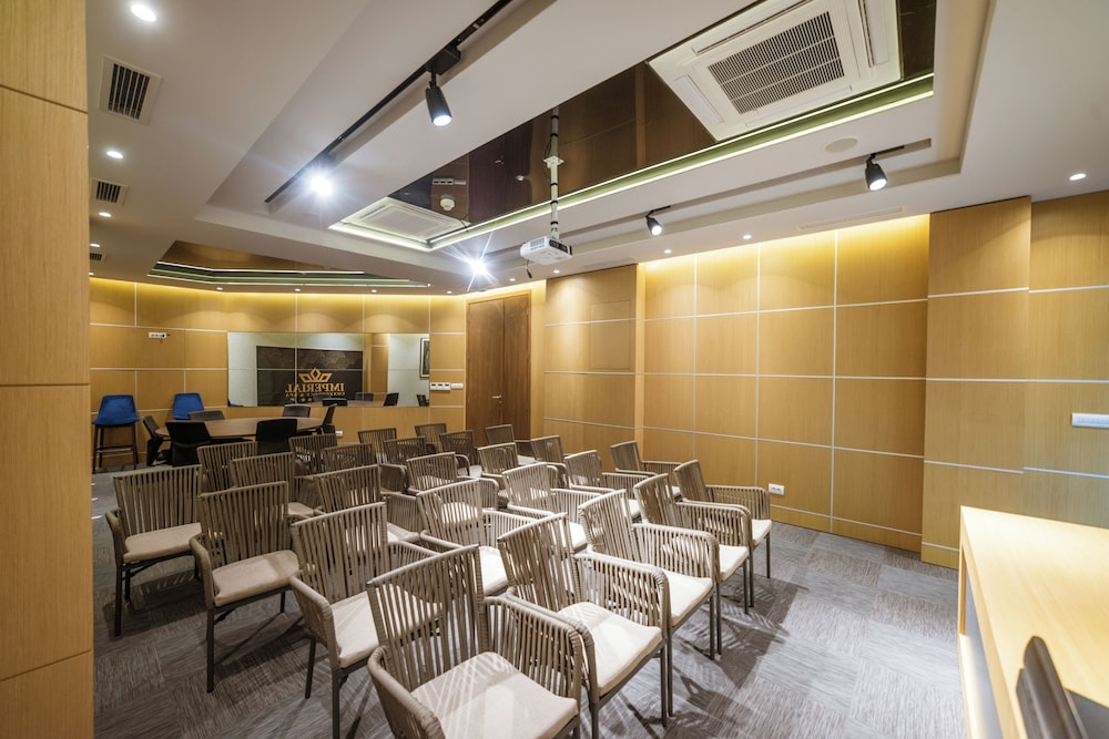 Hotel Imperial Conference & Spa 91/109
