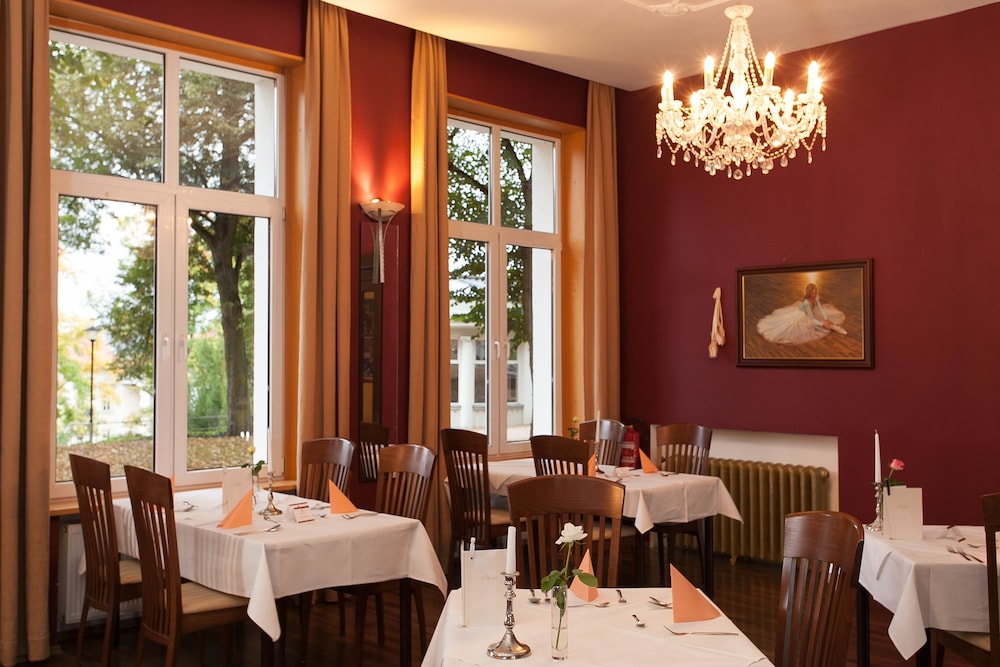 Kulturhotel Kaiserhof 64/75
