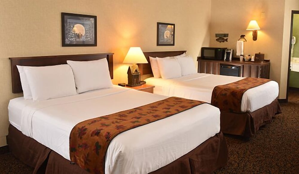 Boarders Inn & Suites by Cobblestone Hotels - Waukon 6/25