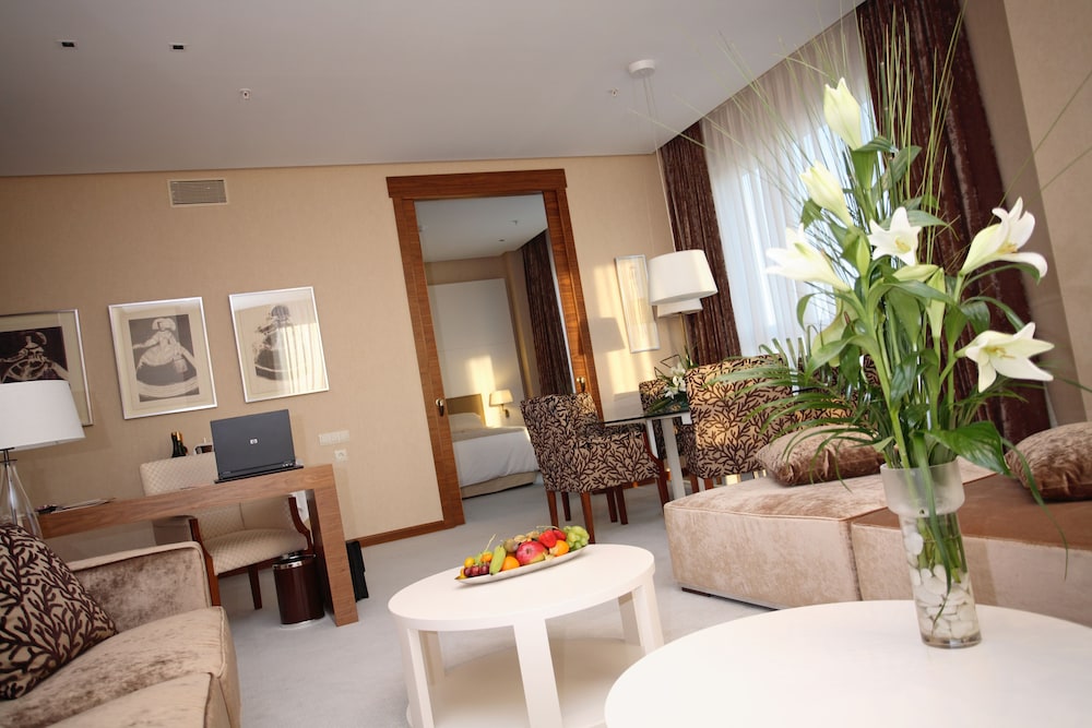 SERCOTEL SOROLLA PALACE 58/59
