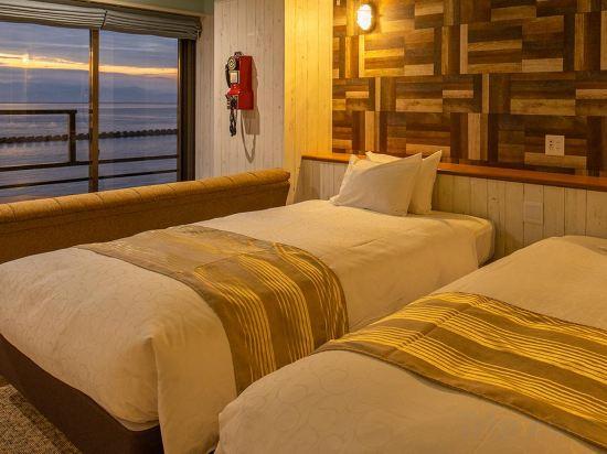 Special, Ocean View