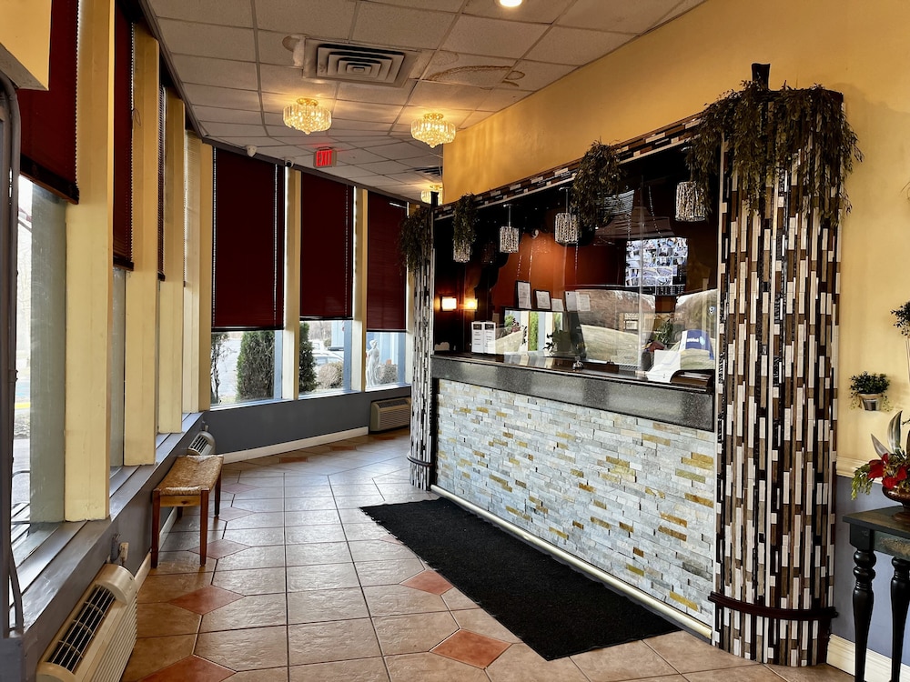 Days Inn by Wyndham Toledo 7/37