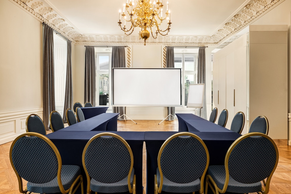 Wyndham Grand Krakow Old Town 66/72