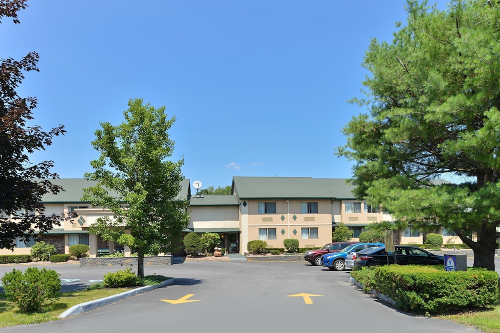 Americas Best Value Inn New Paltz 5/36