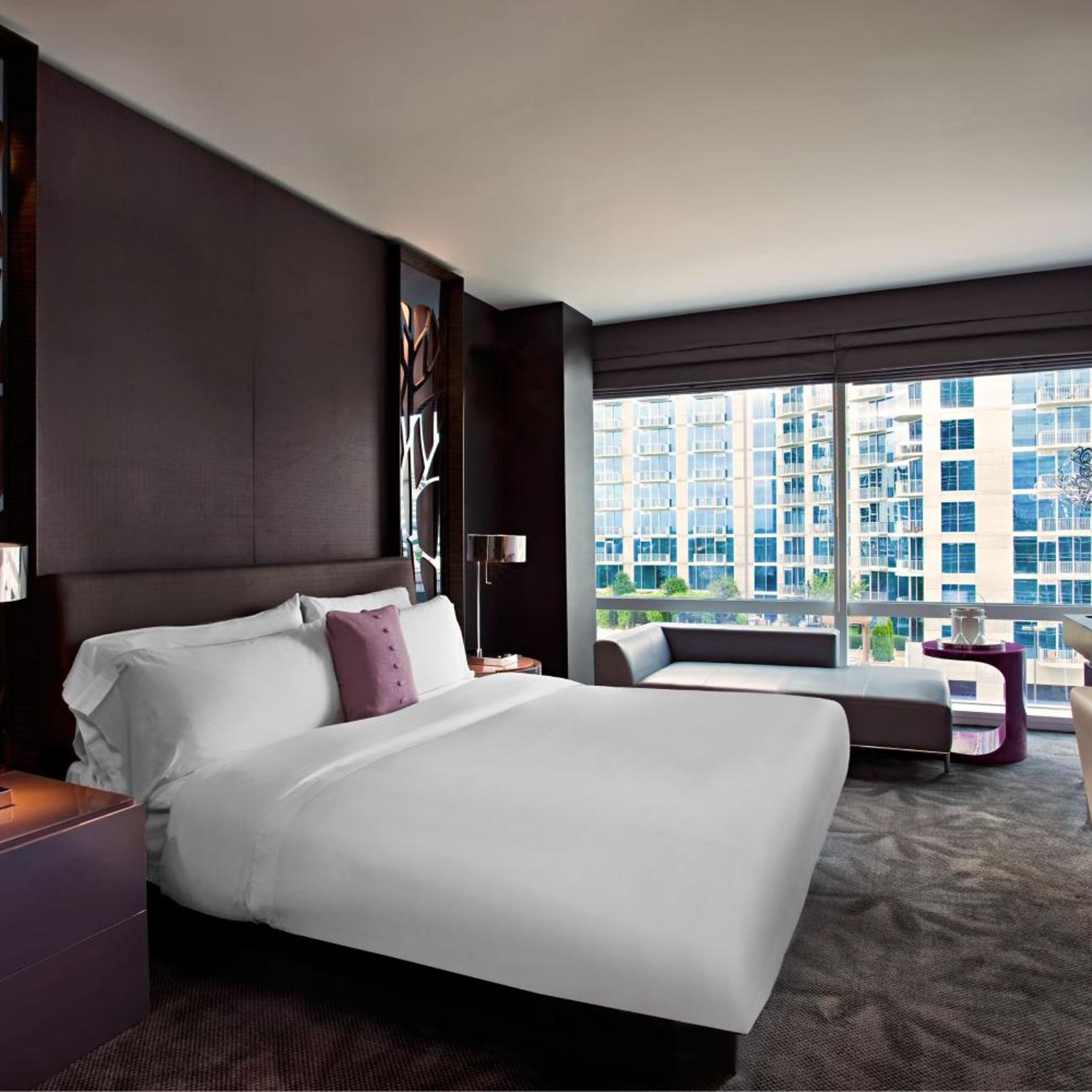 Fabulous, Guest Room, King Bed