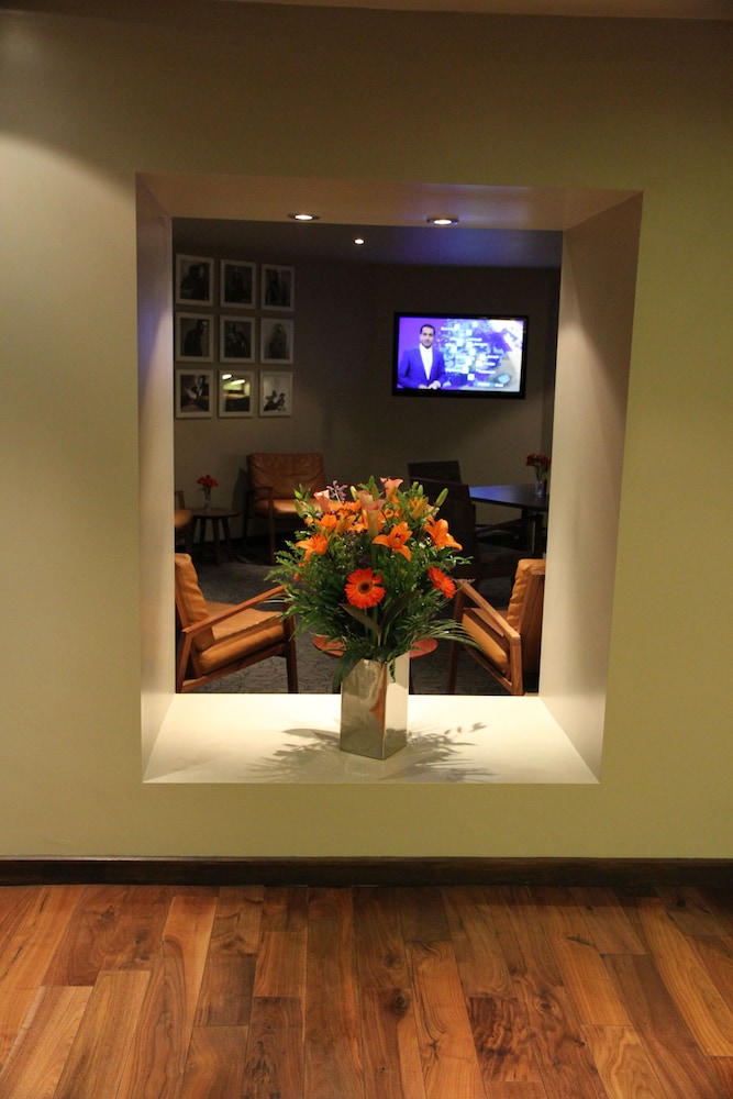 Doubletree By Hilton Hotel Bristol City Centre Ex Ramada Bristol City 45/82