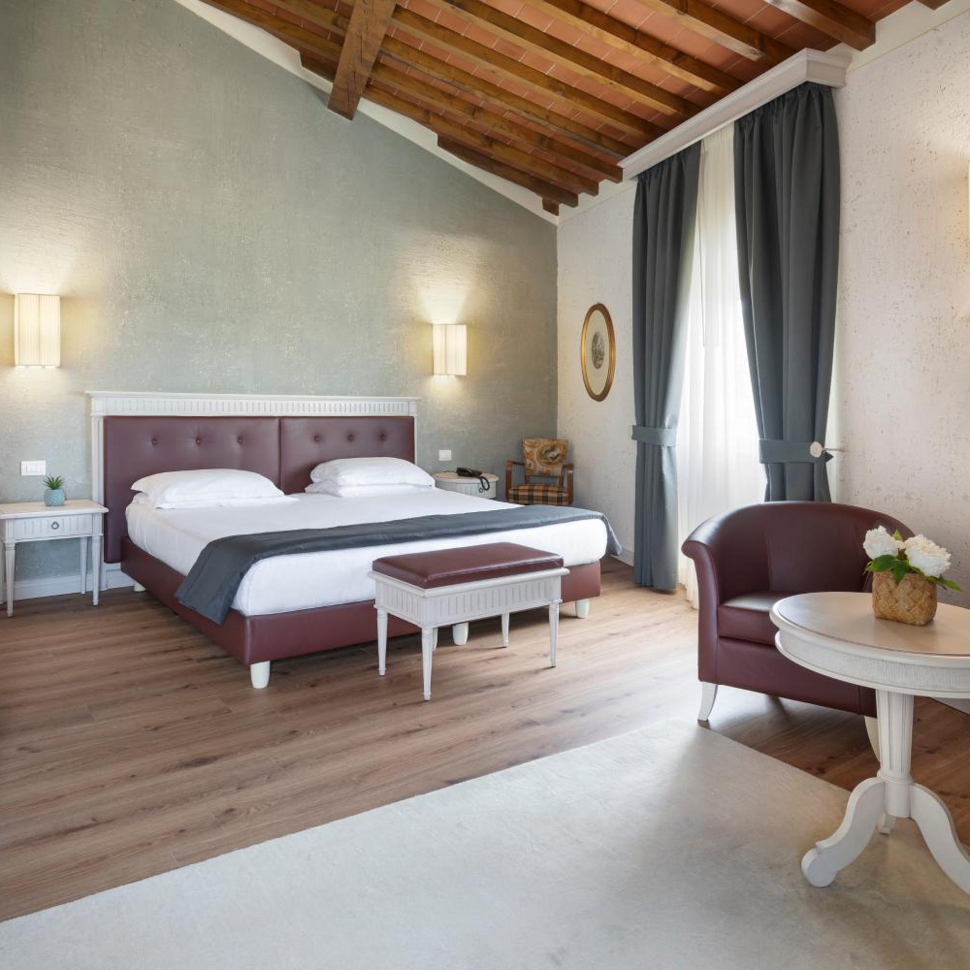 Loft, Suite, River View