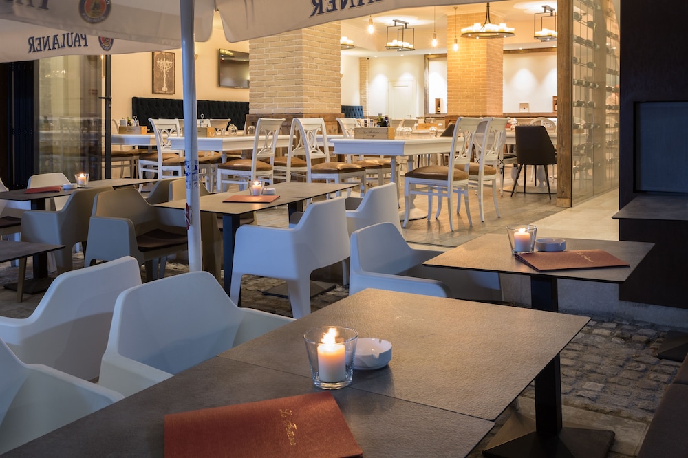 Old Town Boutique Hotel 34/50