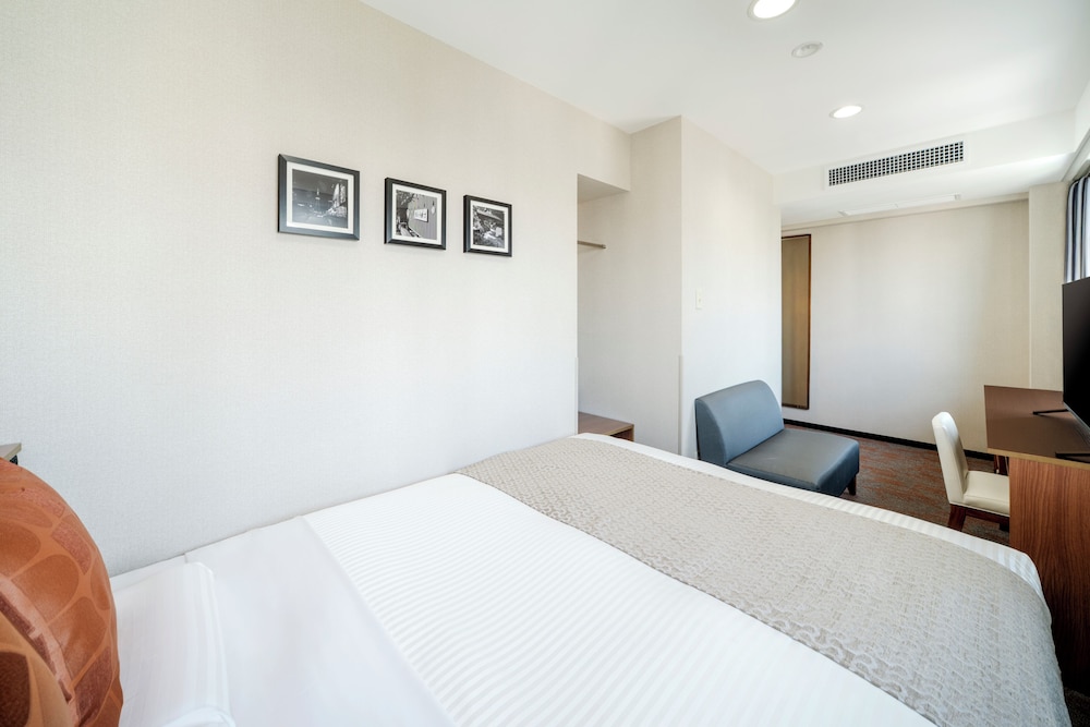 Renovated, Standard, Queen Bed