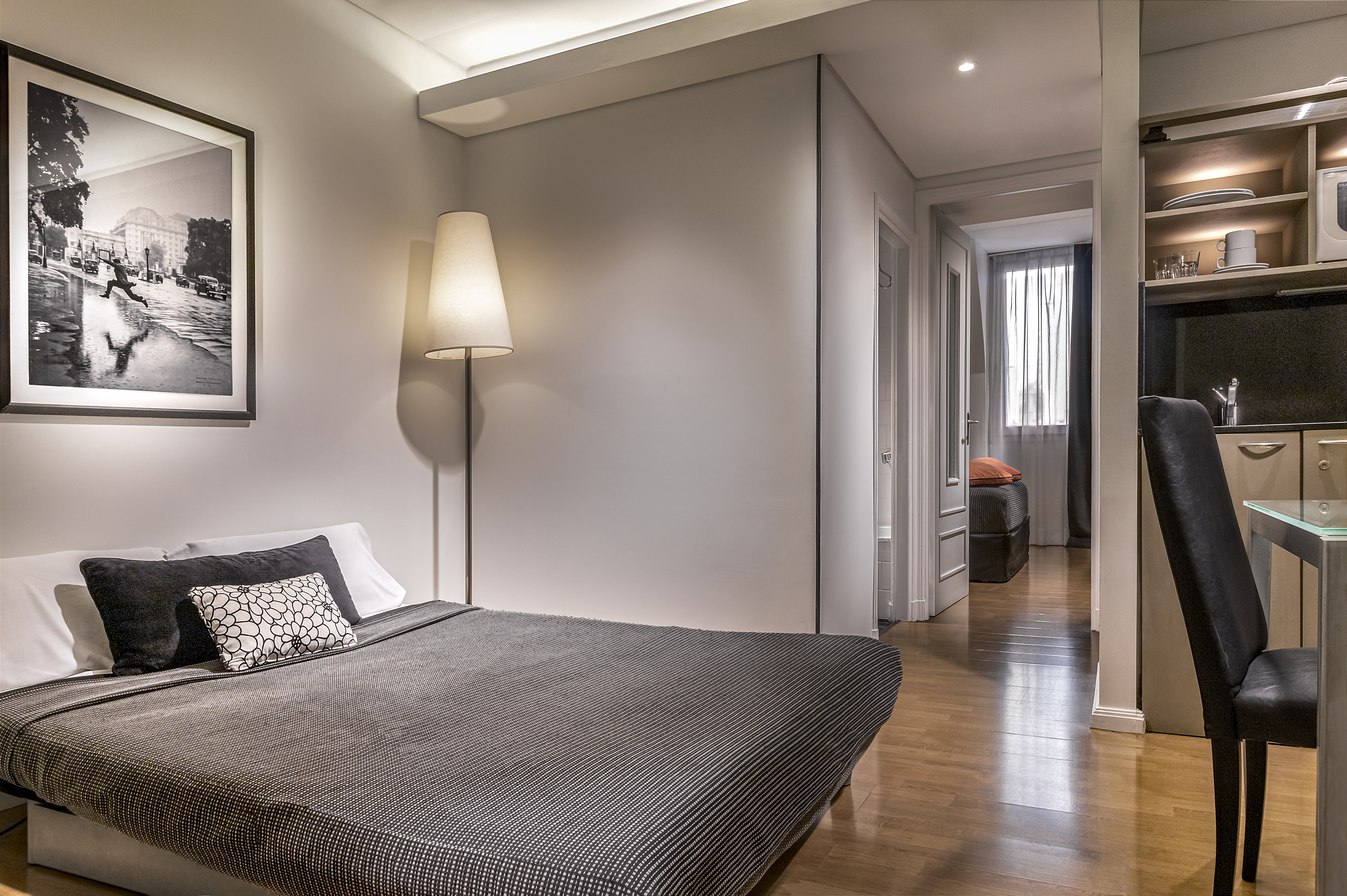 Junior Suite, Family