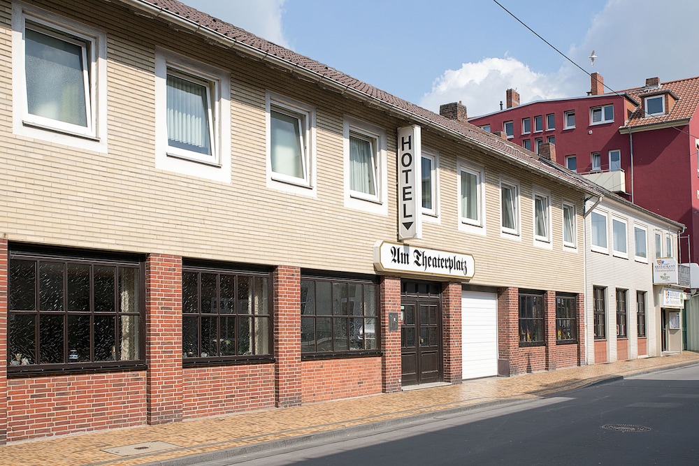 Hotel Am Theaterplatz 1/50