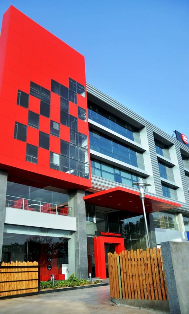 Mango Hotels Tune Ahmedabad 2/27