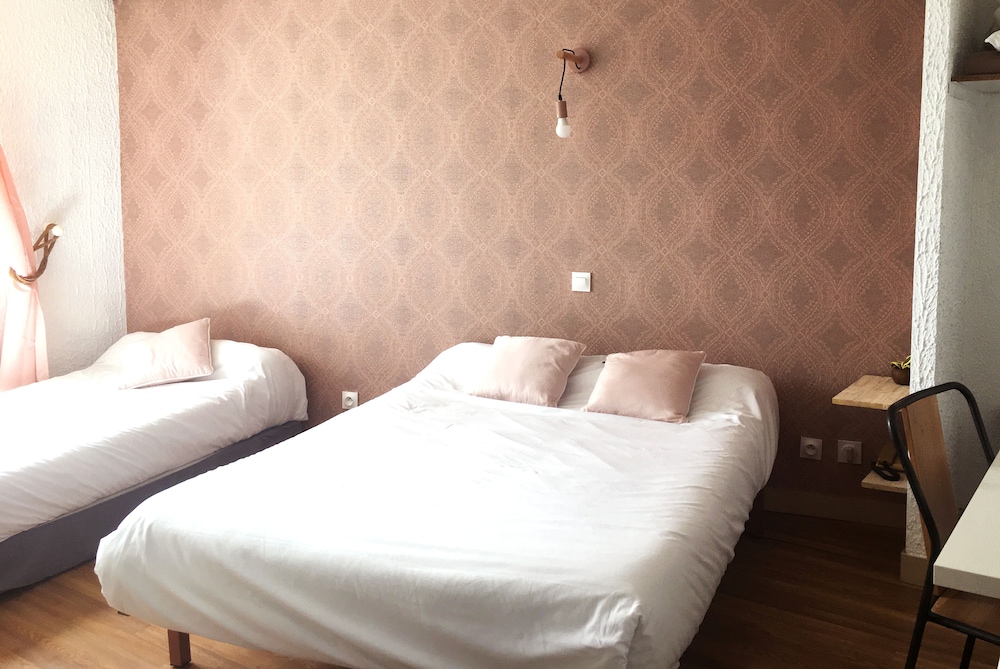 HOTEL LE THUROT 15/50